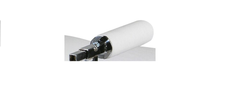 Upholstered knee-support with horizontal mounting tubes